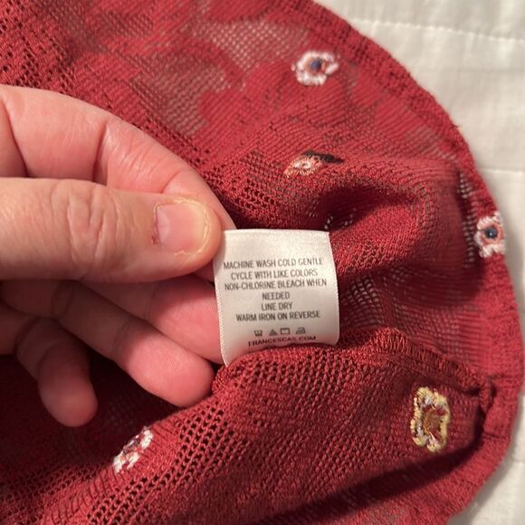 Francesca’s S mi ami Burgundy Sleeveless Lace Embroidered Tiered Prairie Dress - Picture 13 of 14